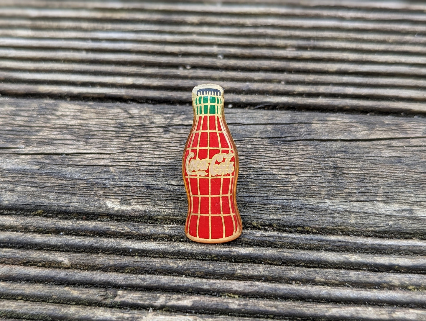 Vintage Coca Cola Pin Badges [Various Designs]