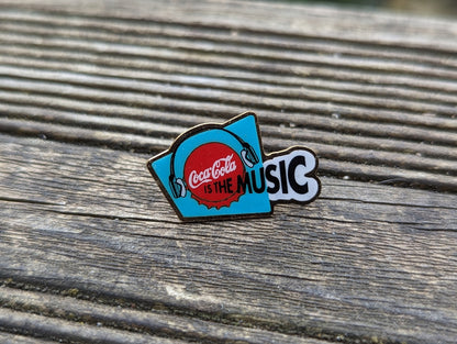 Vintage Coca Cola Pin Badges [Various Designs]