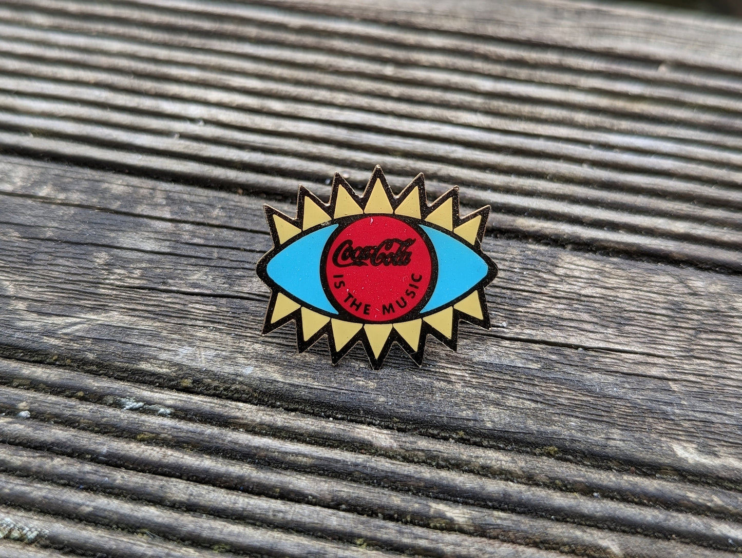 Vintage Coca Cola Pin Badges [Various Designs]